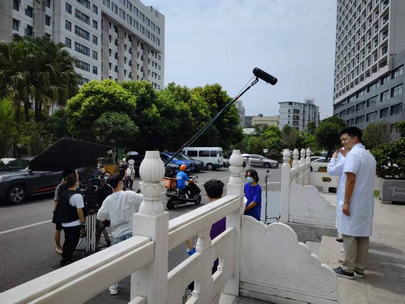 万载县广告片拍摄公司低成本实现高规格制作的诀窍